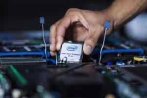 Intel больше не будет защищать некоторые свои процессоры от уязвимостей